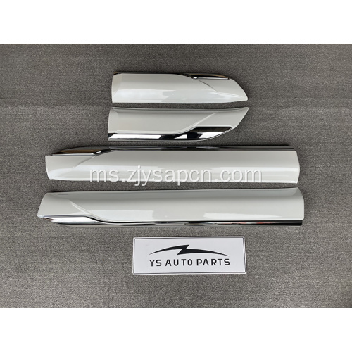 Pacuan Pintu Med Side untuk 2022 LC300